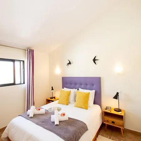 Villa Villa In Albufeira Near Praia Da Oura Beach
