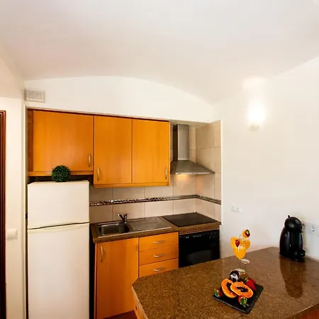 Villa Villa In Albufeira Near Praia Da Oura Beach