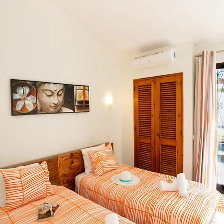 Villa In Albufeira Near Praia Da Oura Beach Villa